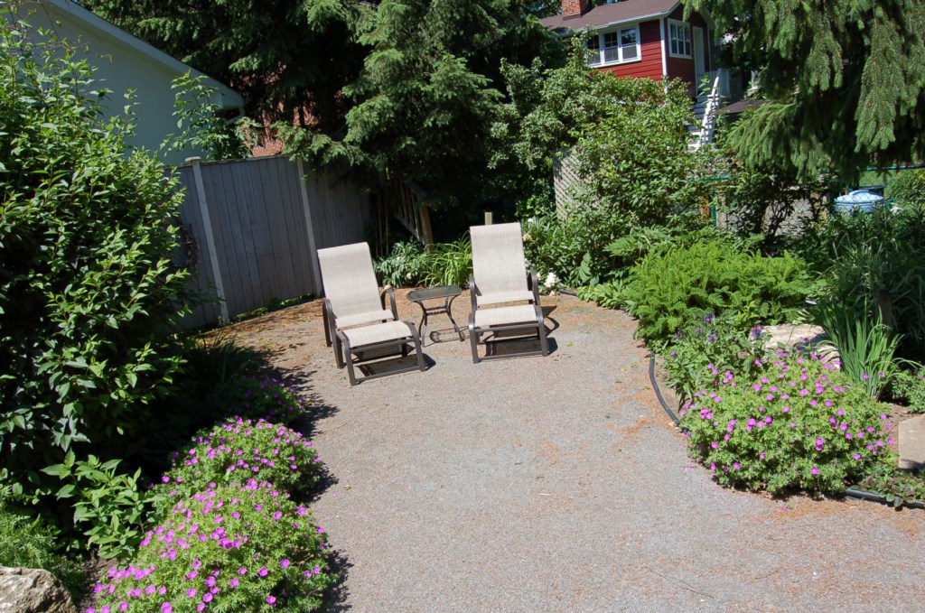 Come relax in our beautiful gardens - Gate St Cottage - NOTL